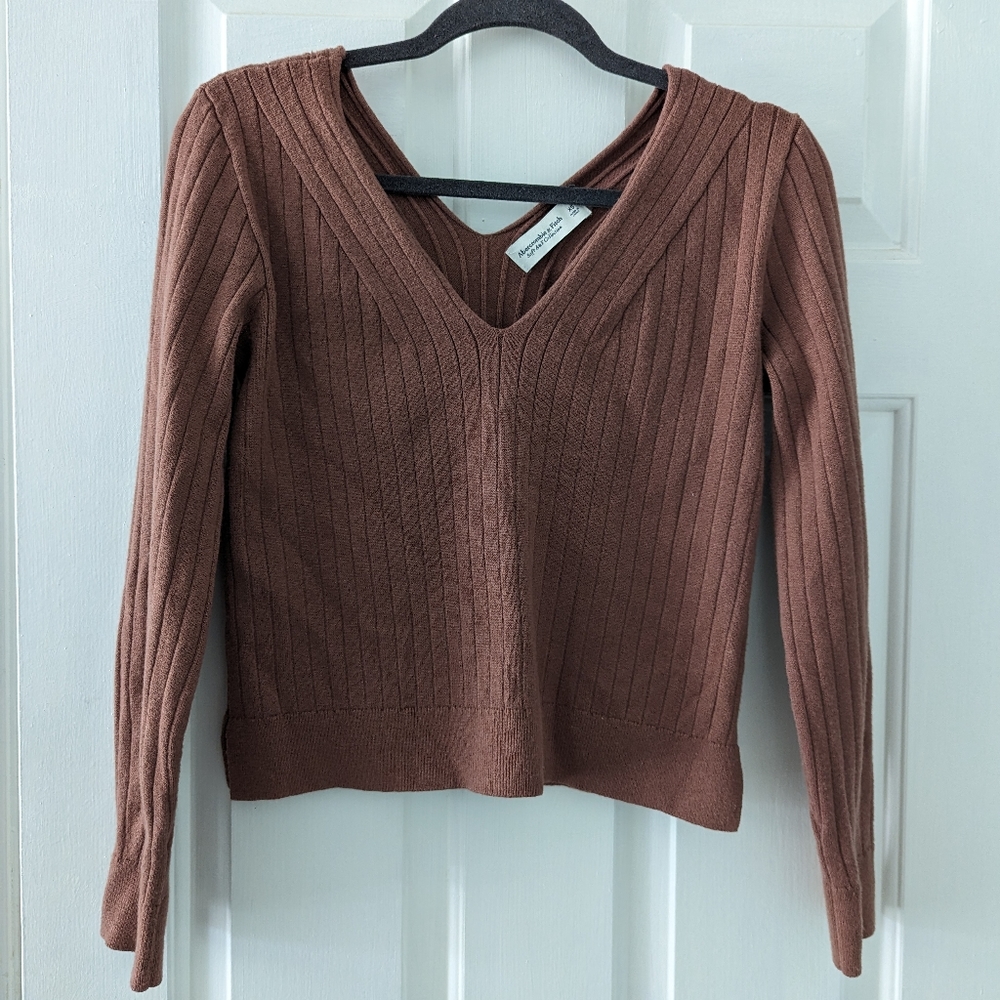 Abercrombie & Fitch cropped super soft sweater